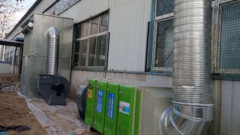 小型垃圾焚烧设备：环保与经济的双重考量**